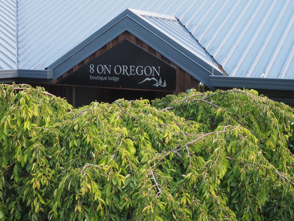 8 On Oregon Boutique Lodge Ханмер-Спрингс Экстерьер фото