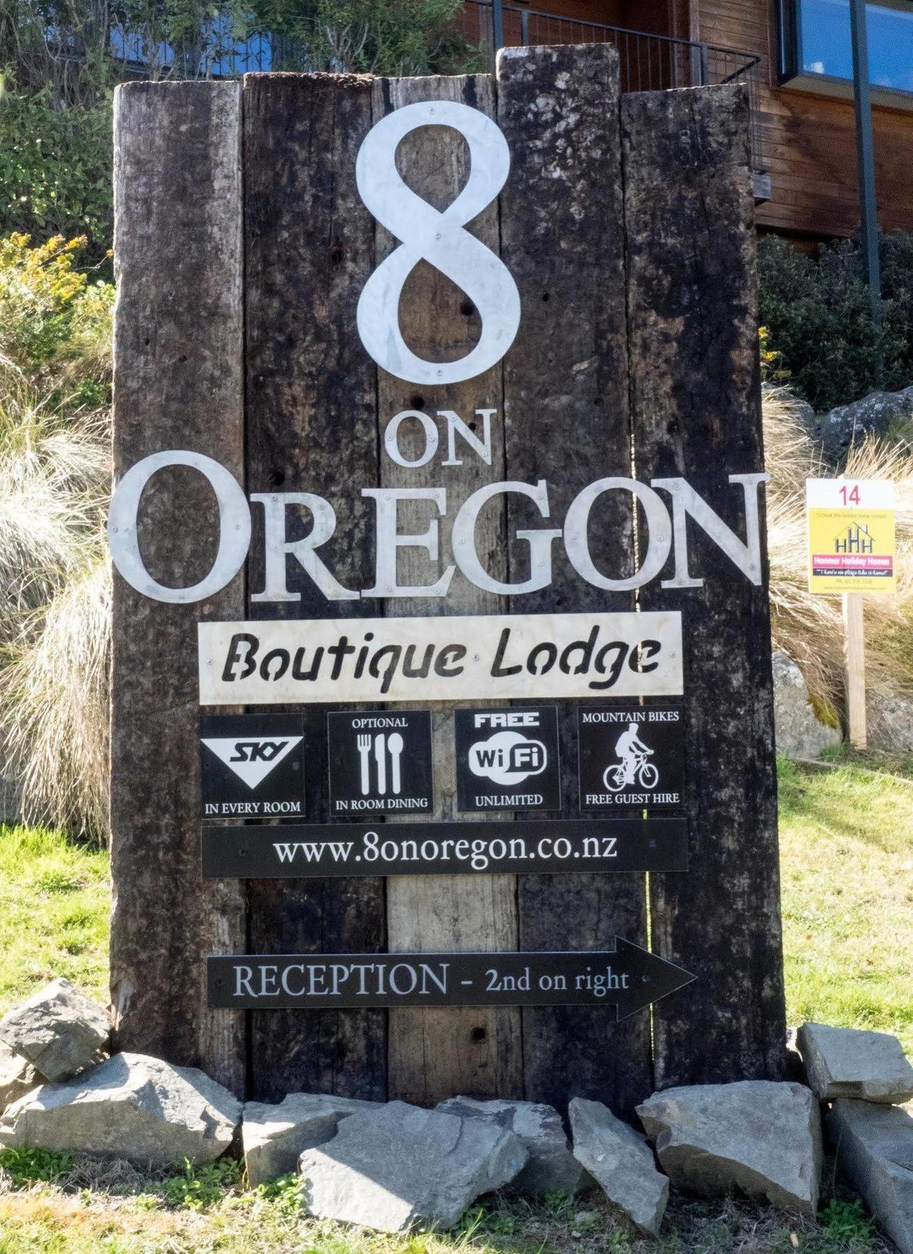 8 On Oregon Boutique Lodge Ханмер-Спрингс Экстерьер фото